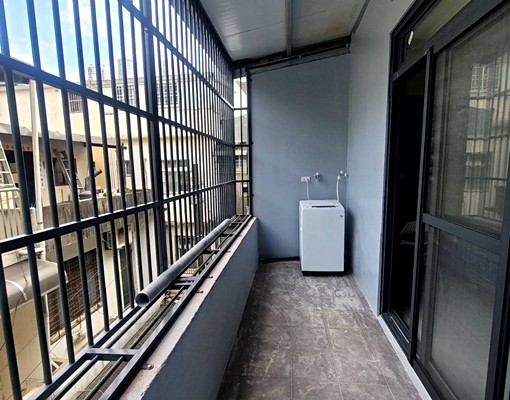 竹北租屋。陽台套房。台元科技全新有網路。垃圾處理 - Image 9