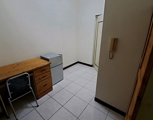學生電梯套房出租台電台水可申請租補 - Image 2