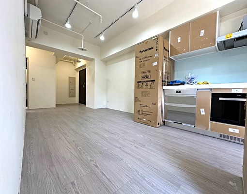 可寵物！青埔A18高鐵站前高樓簡配採光極佳3房+獨立車 - Image 1