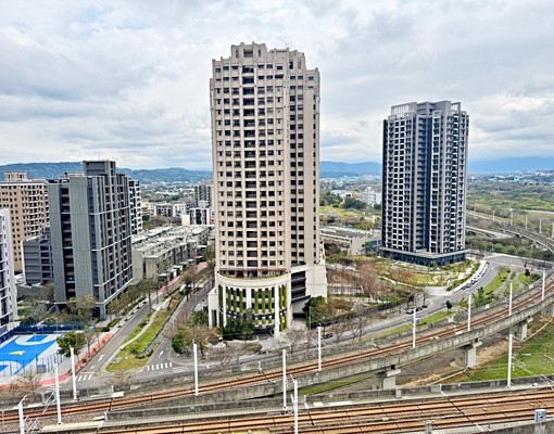 🏆高鐵特區・宏觀大樓三改二房|高樓景觀美宅出租剛降價! - Image 11