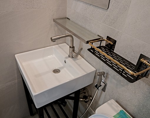 健康路上優質三角窗全新套房出租,於亞果遊艇對面,生活機能完善 - Image 9