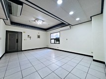 黎明路二段獨家降價全棟最低..