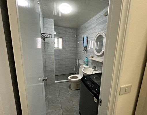 全新裝潢，大套房，個人工作室，像渡假喔！ - Image 6