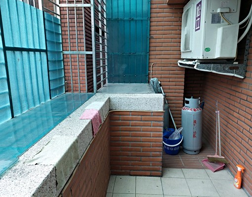 和平街2樓/宜住家/個人工作室/機能佳有附傢俱/電 - Image 3