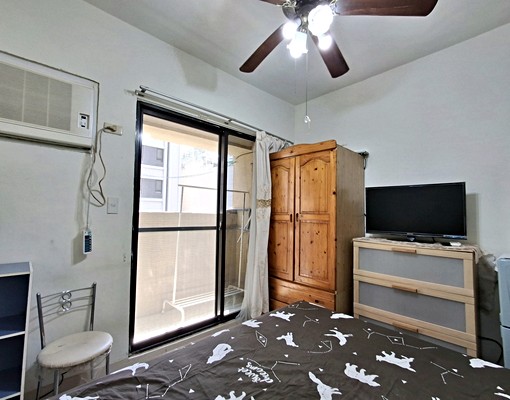 七賢路電梯小套房有陽台包含管理費 - Image 3