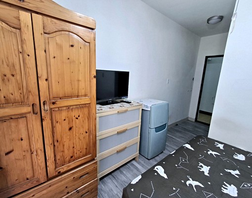 七賢路電梯小套房有陽台包含管理費 - Image 4