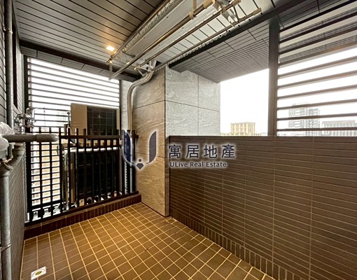 尊榮生活●華山公園旁大陸建設精緻新屋●品味非凡 - Image 15