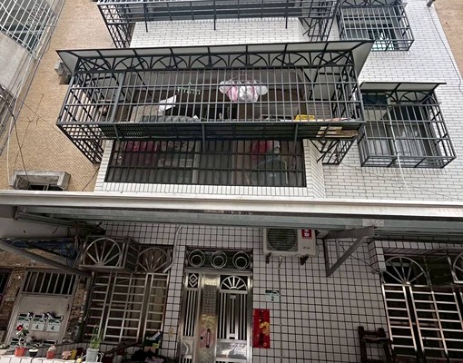 武慶.瑞隆商圈｜巷口近輕軌｜室內全翻新｜3樓公寓 - Image 2