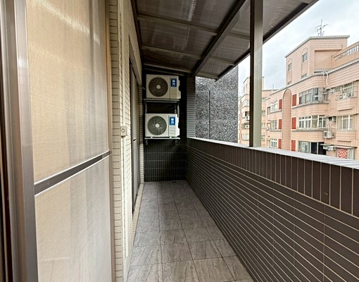 ★全新裝潢★免追垃圾車★門禁管理 - Image 6