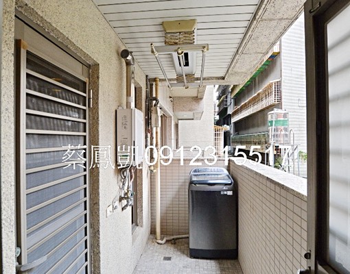 東門捷運站/一層一戶/氣派崗石大樓/佰萬裝潢3+2房/另車 - Image 15