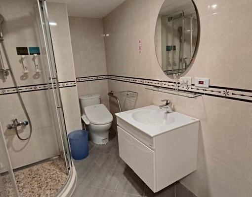 市中心《電梯套房租金含水電費》 - Image 3