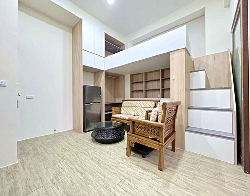 仁愛醫院旁|精緻套房魔術大空間|有獨立大後院可租補 - Image 3