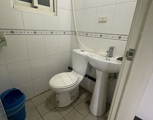 嶺東商圈別墅5房車庫可公司設立~可租補 - Image 5