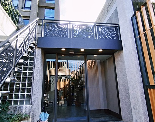 可租補景觀房/全新裝修家電家具/代收垃圾 - Image 6