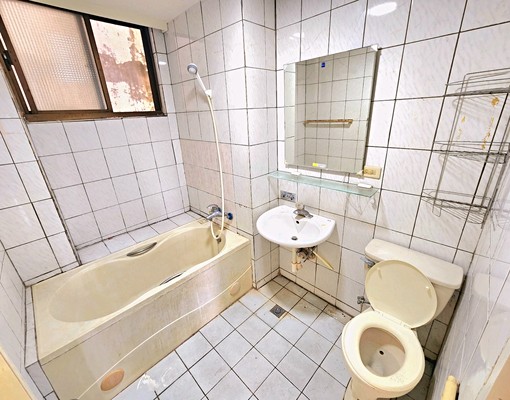 新竹巨城經國路3房電梯大陽台獨洗獨曬養寵可談 - Image 6