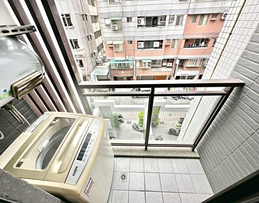 ✨精美套房全配家具電✨近逢甲水湳捷運💖租補多間可選 - Image 3