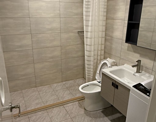 近武陵高中~市區IKEA~全新美衛浴套房 - Image 2