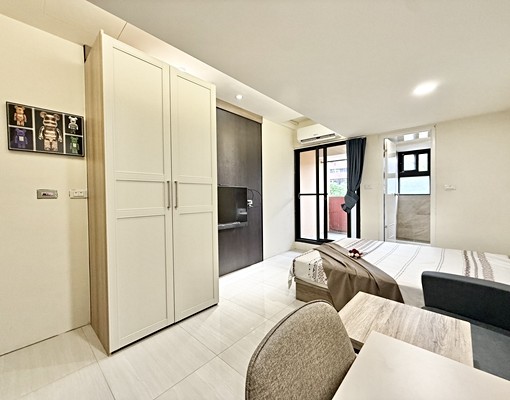 喜歡我的心💖可寵雙租補陽台獨流理台💖衛浴窗 - Image 1