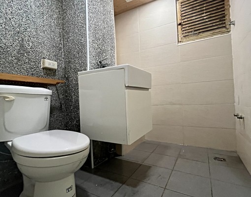 🐻獨立套房🐻可申請補助大坪數價格優惠台水台電計價 - Image 2