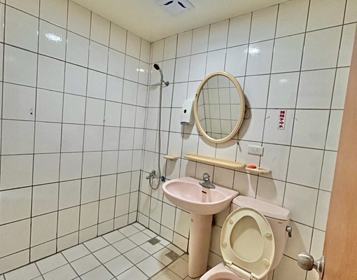 大降價!!可商辦可住家/A21捷運環北站/夜市/運動中心/嘉 - Image 11