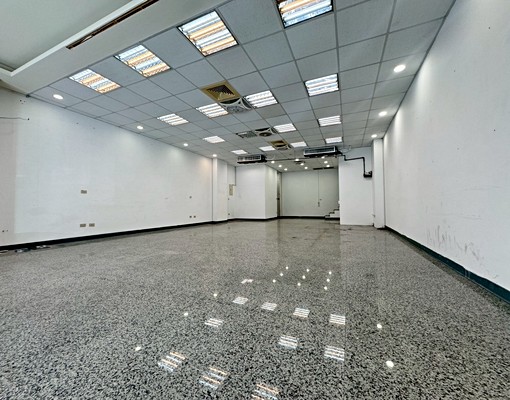 公園路20米路大面寬鑫店面 - Image 3