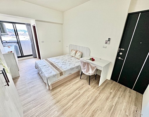 朝陽學生最愛♡電梯透天♡機車位♡可租補+報稅♡子母車 - Image 1