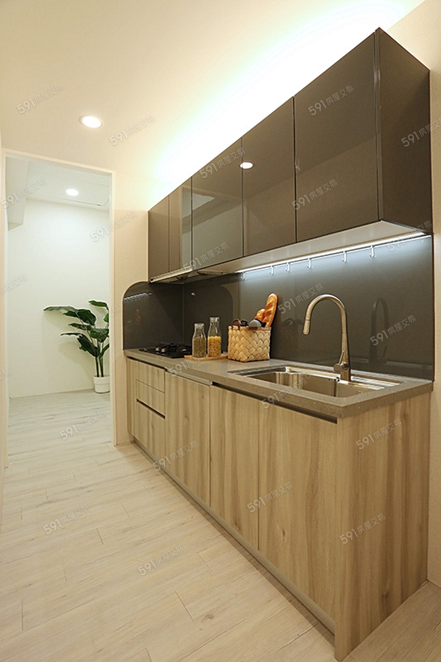 和紘高鐵ONE樣/實品屋