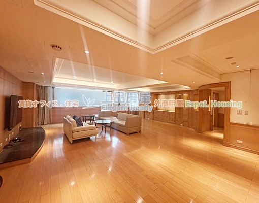Ad136683中山國中站✫稀有露台市區三房四衛 - Image 1