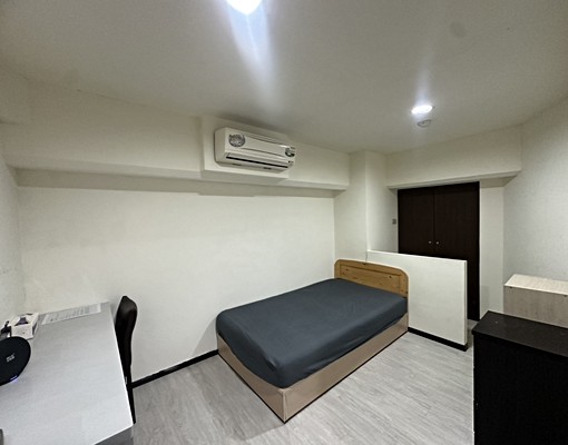 雅房廁所共用/有電梯/康橋馬禮遜伯大尼含水瓦斯專人打掃 - Image 1