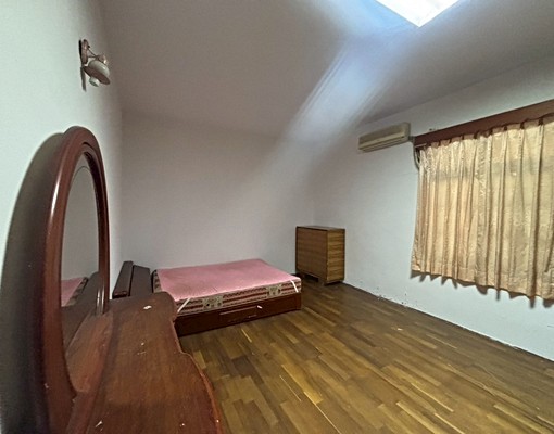 古奇峰超大三房稀有一樓★停車方便★園區 - Image 4