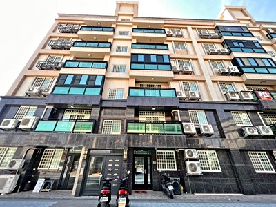 家樂福高CP值新古屋通風明亮電梯華廈大三房免千萬