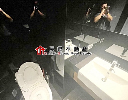 南港站~設計師品味千萬裝潢2+1書房 - Image 13