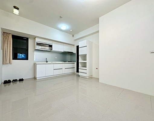 🔥獨家~重陽重劃區陸江三房+車位🔥住商小婉推薦 - Image 2