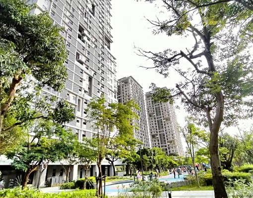 山中傳奇😊大廚房大觀景窗代倒垃圾歡迎長短租😊寵物樂園 - Image 1