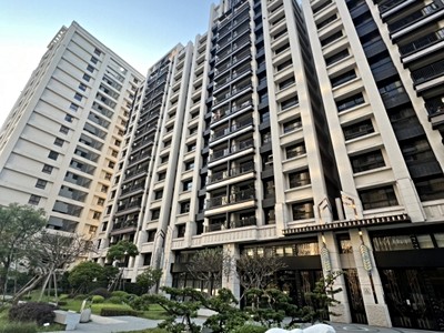 知名地標|大麗城|高樓層原3房改2+1房平車近高雄榮總醫院