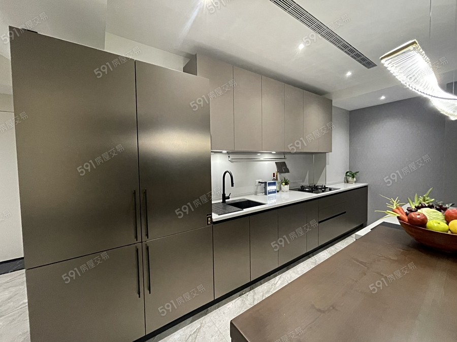 八展洲際首富樣/實品屋