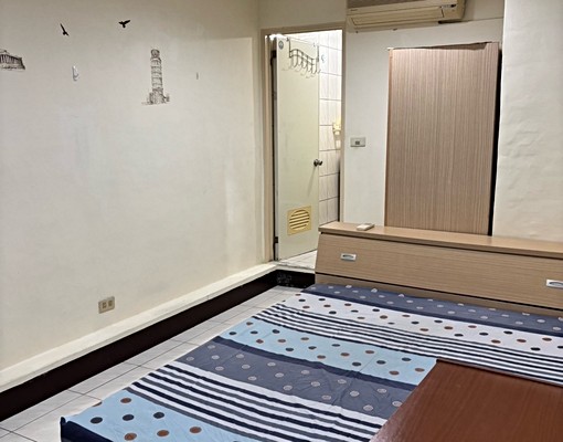 西門捷運站優質溫馨大套房附網路+洗衣機 - Image 2