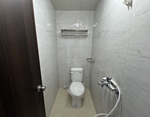 ☆鼓山|近華榮路|可租補|翻新美套房☆ - Image 7