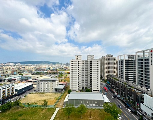 ⭐仁武｜全新未住．景觀正3房平車｜家電可談⭐ - Image 2