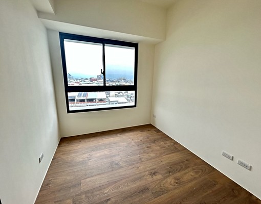 草屯博愛苑高樓層美視野全新2房平車美廈 - Image 3