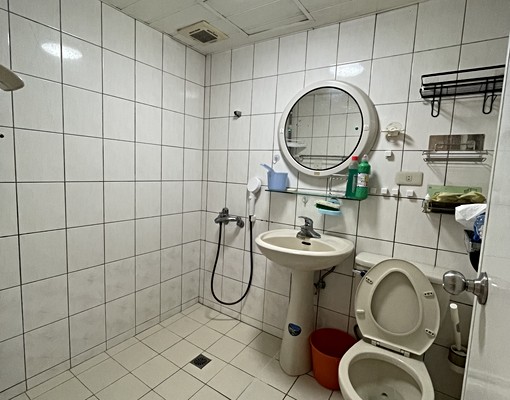 樹林揚名福星，附傢俱。4房車位 - Image 2