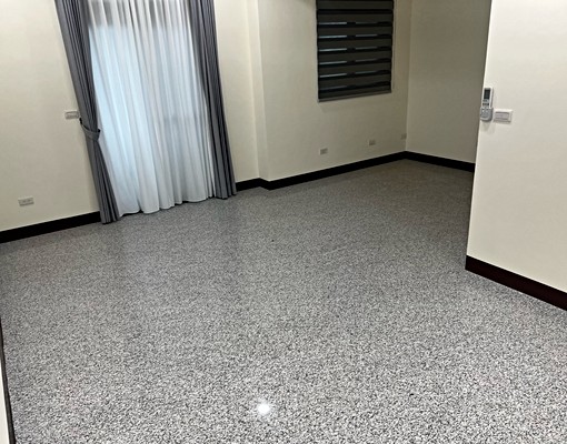 整層大三房｜百坪綠地風禾公園旁｜中路特區｜全新獨棟 - Image 2