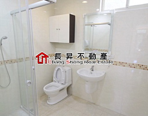 回家像度假~藍天綠地稀有透天大4房~含稅.可寵(現況無家具) - Image 8