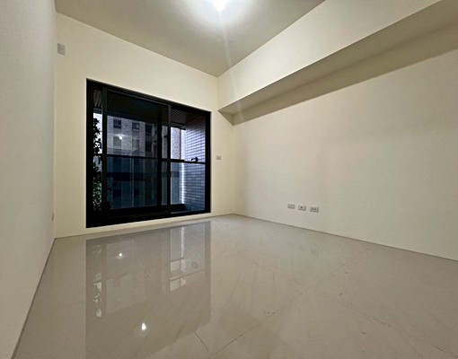 潭子區"順天豐華"全新未住三房有車位可租補(含傢俱) - Image 4