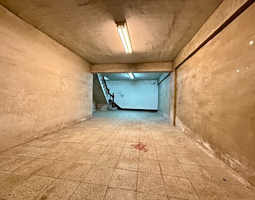 三峽中正路臨路一樓+地下室~使用約50坪 - Image 7
