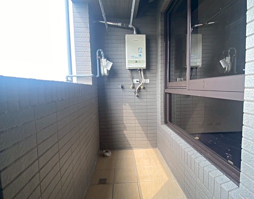 四季水悅~可租補~河岸第一排高樓層衛浴開窗前後陽台3房平車 - Image 15