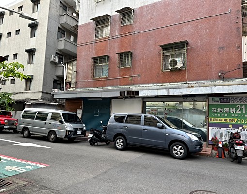 【心樂活】近大馬路一樓可辦公或倉庫 - Image 4