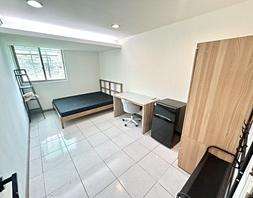 中正南路/可租補/可養寵/菜寮站 - Image 1