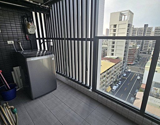 捷運旁08旁三房休旅車車位(可租補) - Image 13