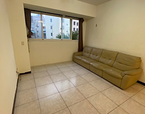 逢甲文華屈臣氏旁/重新整修大四房新衛浴/可貓採光好 - Image 5